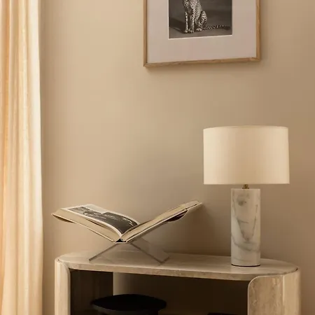 Montaigne Collection I 3br 6p Triangle D Or *
